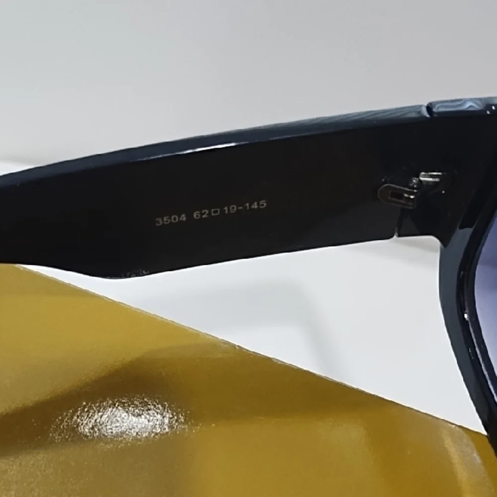 Gucci Black Sunglasses with Gold Case - Picture 6 of 10